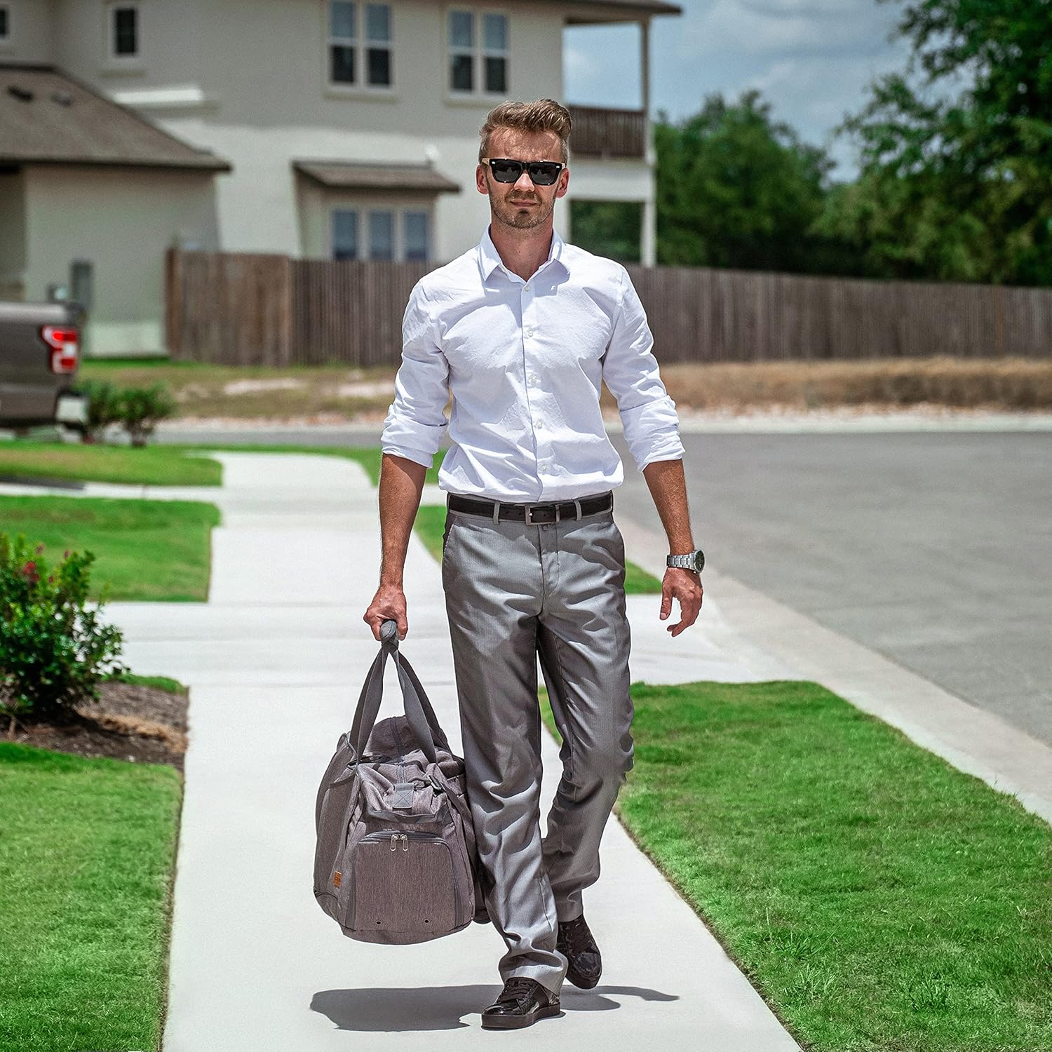 Canway 65L Travel Duffel Bag, Foldable Weekender Bag with Shoes Compartment for Men Women Water-proof & Tear Resistant - Image 9